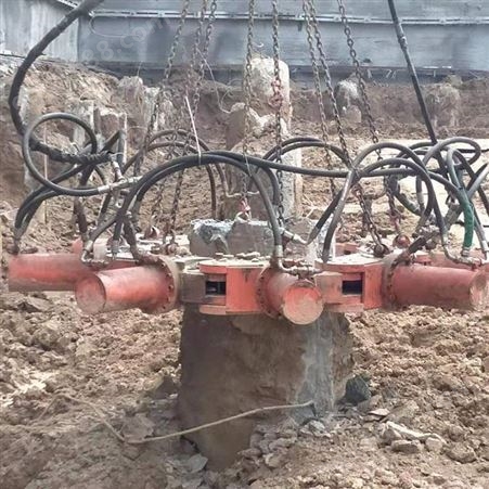 挖掘机液压截桩机 破碎钢筋混凝土桩头 粉碎500-2000mm直径择众