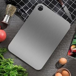 三角龙 厨房健康纯钛切菜板 家用砧板 环保多功能 中号