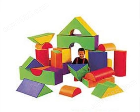 幼儿园儿童城堡大型积木拼搭动手益智手脑协调