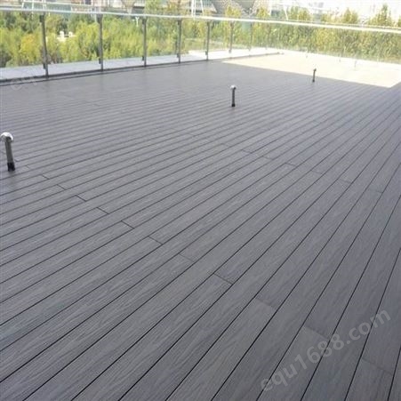 公园栈道空心地板圆孔方孔塑木地板园林工程木塑地板庭院阳台地板