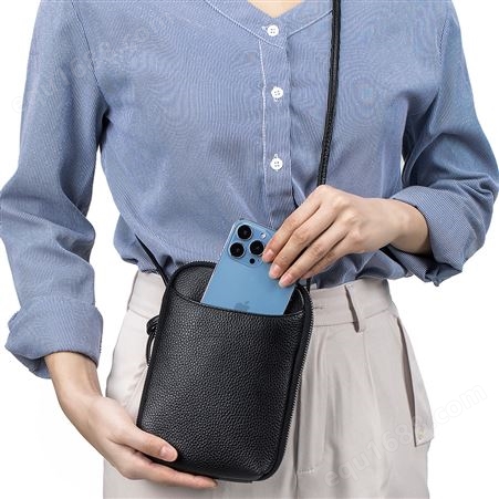 原创真皮小众设计通勤手机包女简约时尚单肩斜挎小包迷你外贸包包